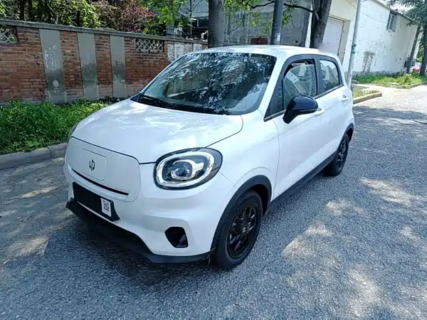 Leapmotor T03 2025