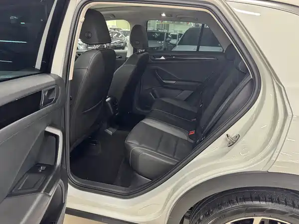 Volkswagen T-ROC 2022, фото 5
