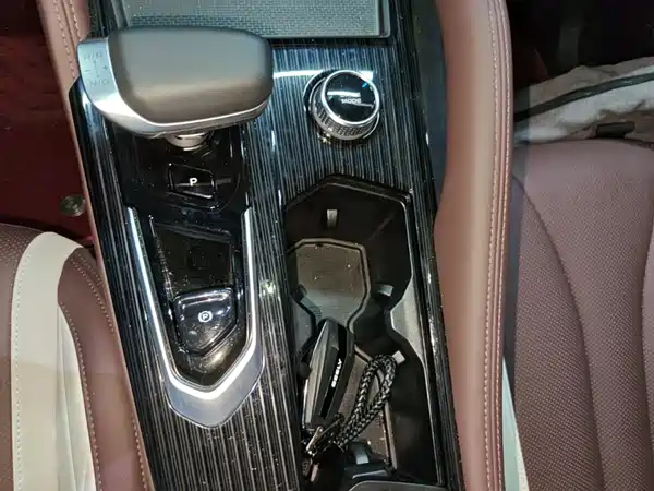 Geely Monjaro 2021, фото 13