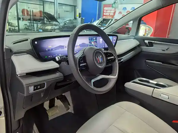 Buick GL8 2025, фото 9