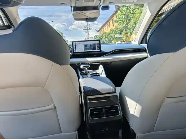 Geely Preface 2023, фото 11