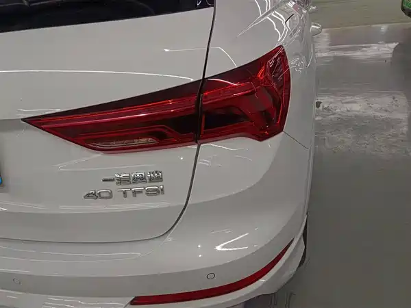 Audi Q3 2023, фото 7