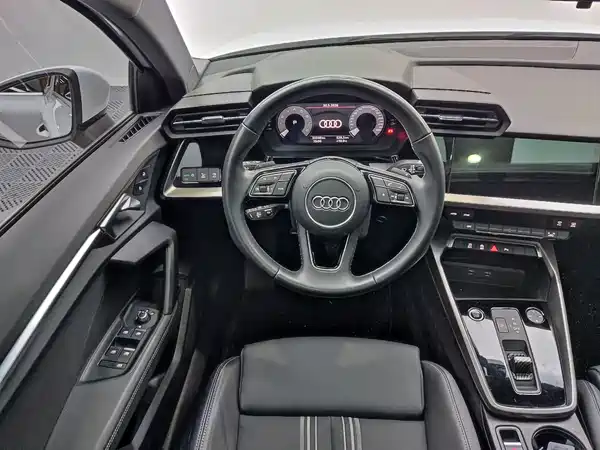 Audi A3 2023, фото 13
