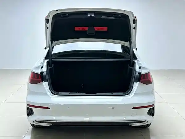 Audi A3 2021, фото 18