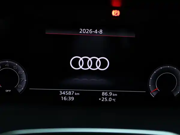 Audi Q3 2023, фото 16