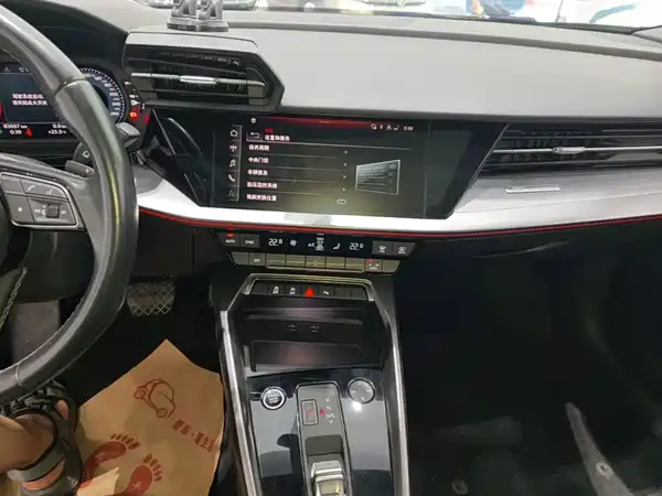 Audi A3 2024, фото 12
