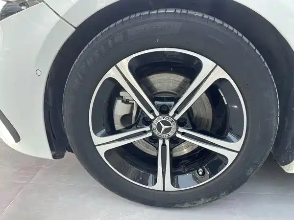 Mercedes-Benz A-Class 2023, фото 23