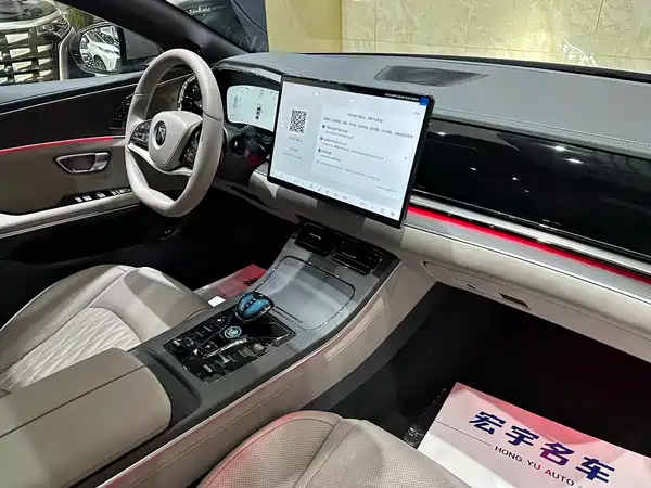 BYD Han 2025, фото 6