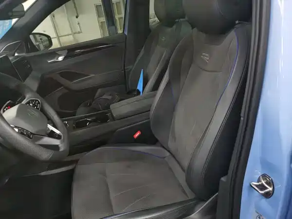 Volkswagen Tiguan L 2024, фото 10
