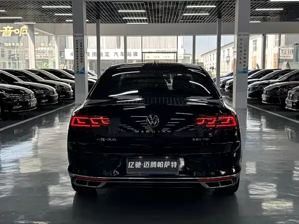 Volkswagen Magotan 2023, фото 8