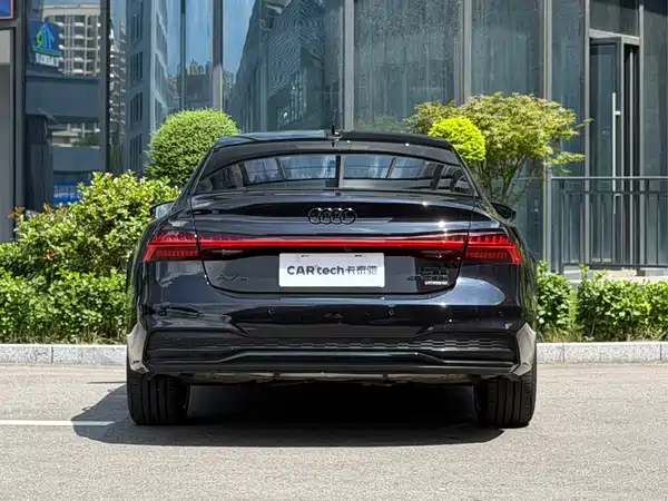 Audi A7L 2024, фото 4