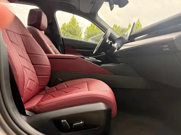 BMW 5 Series 2024, фото 22