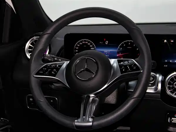 Mercedes-Benz GLB 2024, фото 15