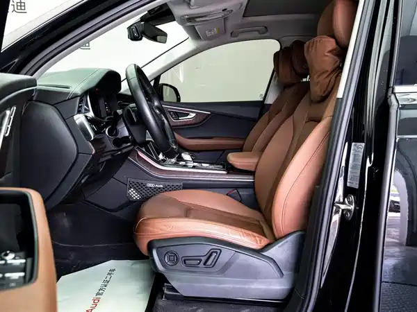 Audi Q7 2023, фото 11