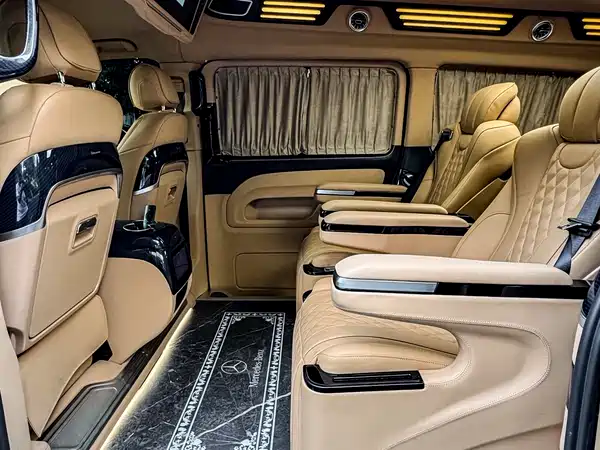Mercedes-Benz Vito 2023, фото 9