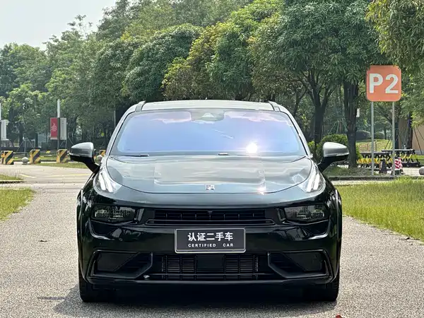 Lynk & Co 02 Hatchback 2021, фото 2