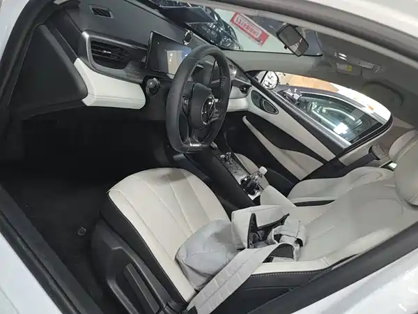 BYD Seal 05 DM-i 2025, фото 11