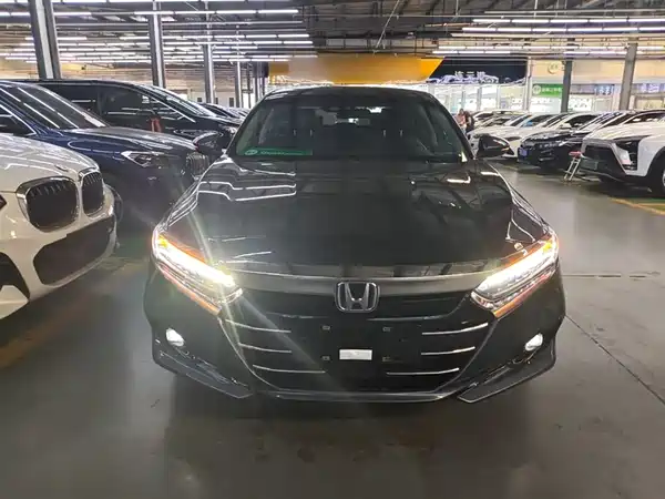 Honda Accord 2022, фото 2