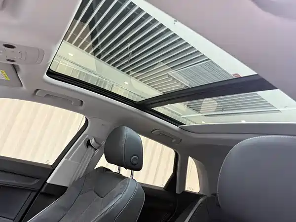 Audi Q3 2023, фото 11