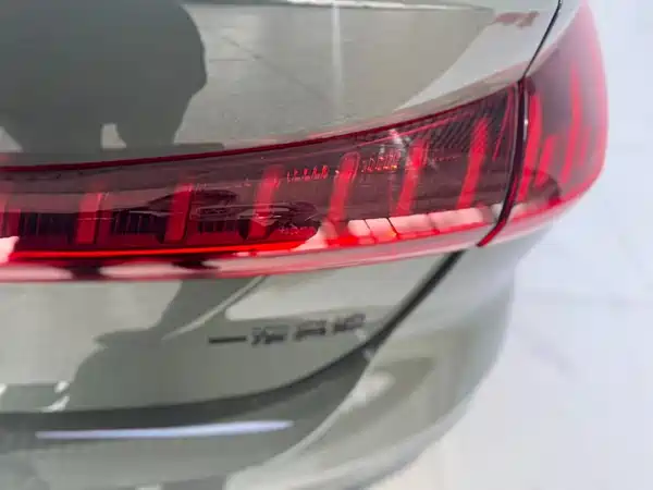 Audi A5L 2025, фото 10