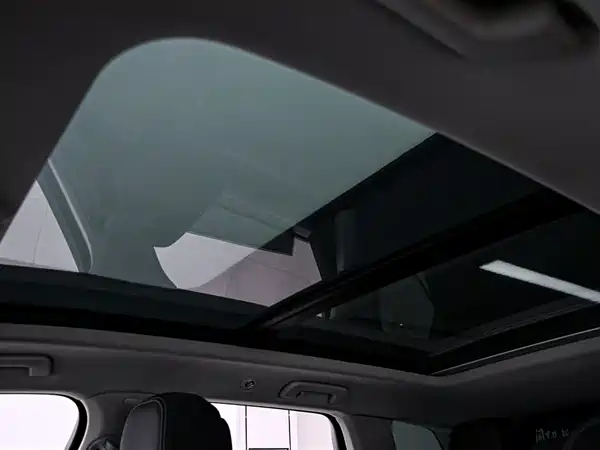 Volkswagen Touareg 2022, фото 10