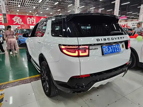 Land Rover Discovery Sport 2024, фото 3