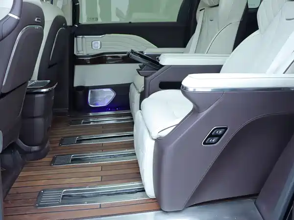 Hongqi HQ9 2023, фото 17