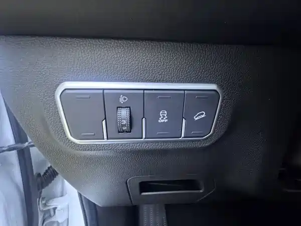 Haval M6 2021, фото 20