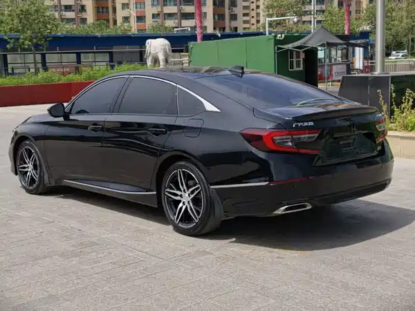 Honda Accord 2022, фото 7