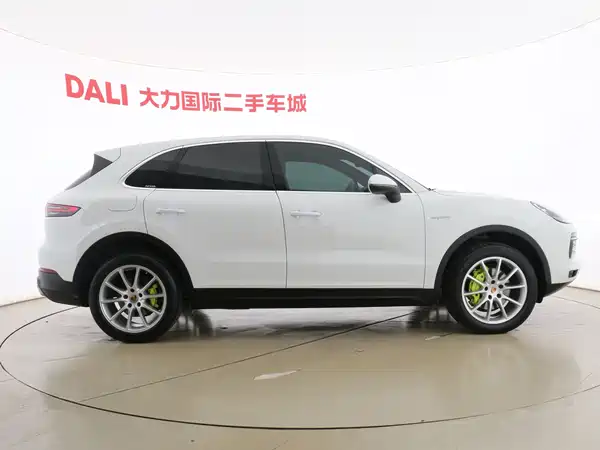 Porsche Cayenne PHEV 2021, фото 6