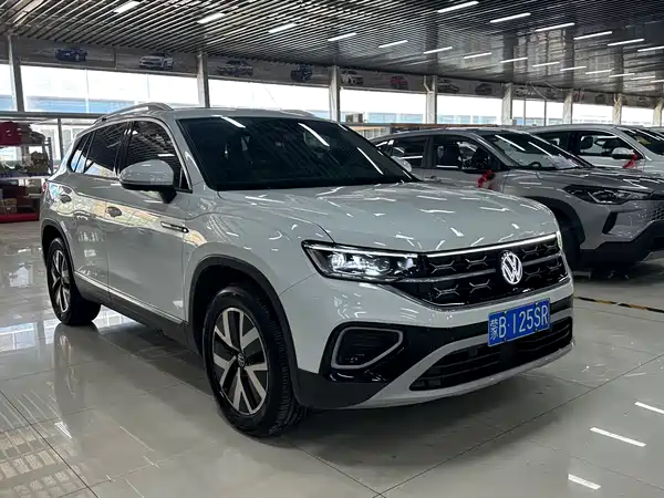 Volkswagen Tayron 2023, фото 3