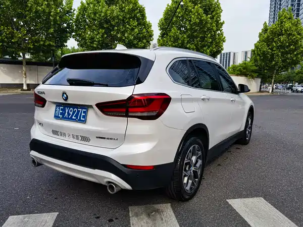 BMW X1 2022, фото 4