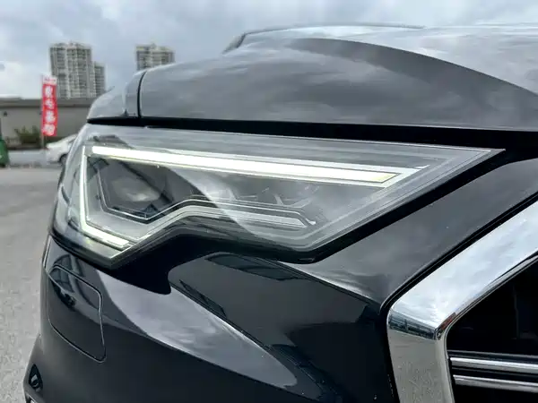 Audi A6L 2023, фото 17