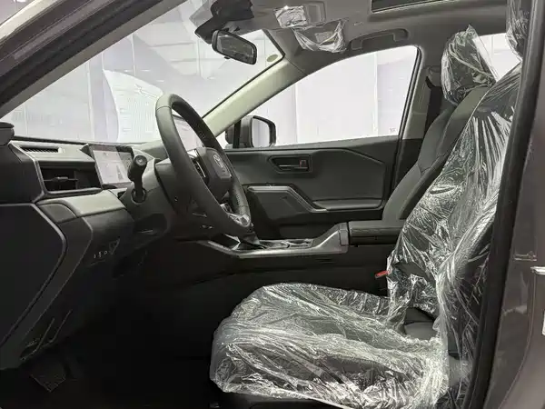 Toyota RAV4 2026, фото 11