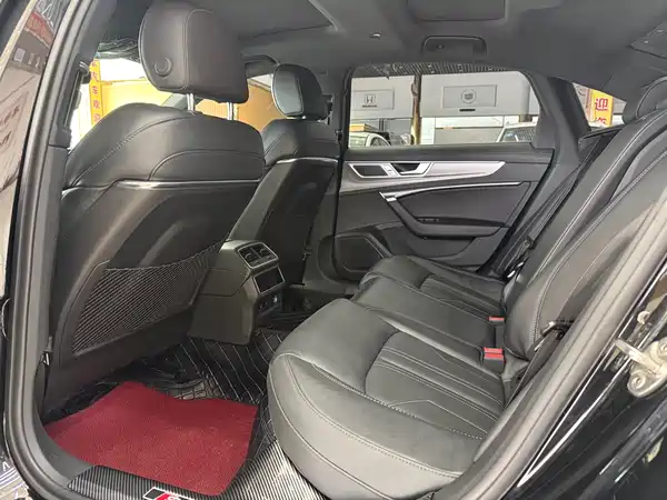 Audi A6L PHEV 2022, фото 11