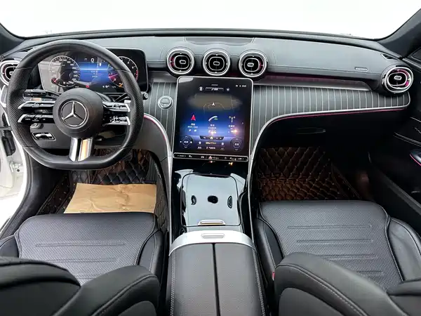 Mercedes-Benz C-Class 2023, фото 8