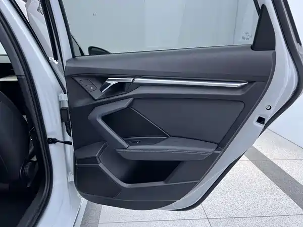 Audi A3 2022, фото 18