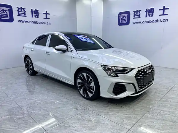 Audi A3 2023, фото 3