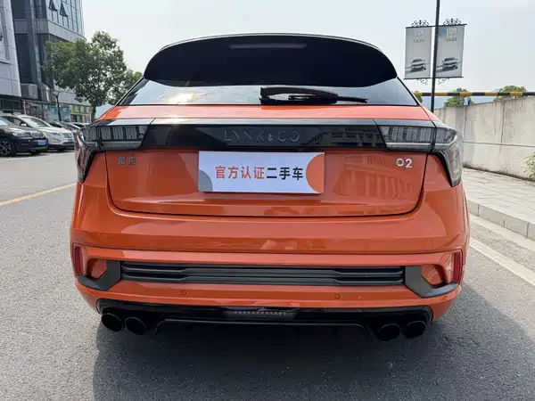 Lynk & Co 02 Hatchback 2021, фото 13