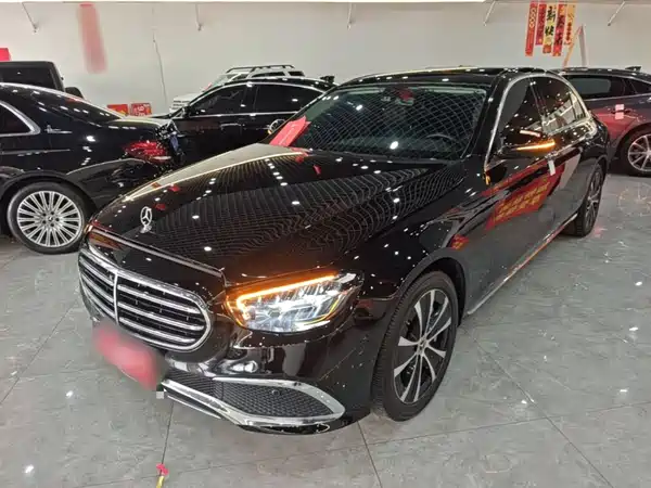 Mercedes-Benz E-Class PHEV 2022