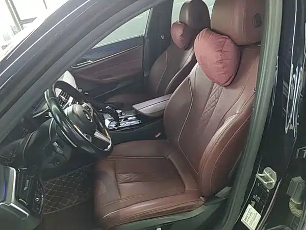 BMW 5 Series 2022, фото 14