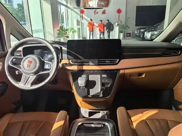 Hongqi HQ9 PHEV 2024, фото 3