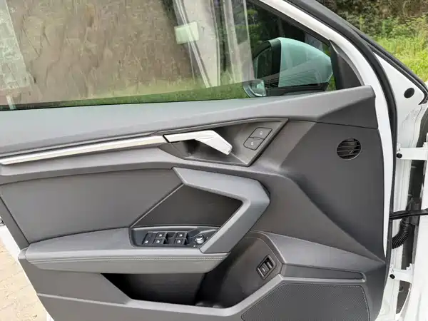 Audi A3 2022, фото 11