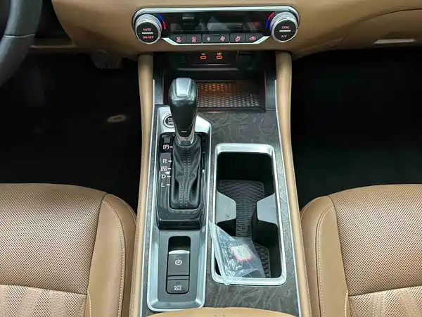 Nissan Teana 2022, фото 5