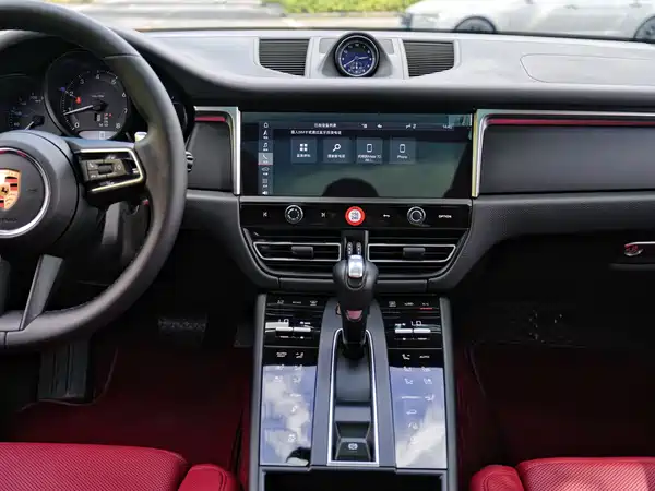 Porsche Macan 2024, фото 13