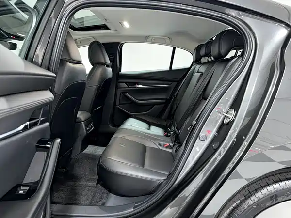 Mazda 3 2023, фото 7