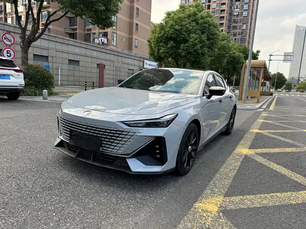 Changan UNI-V 2022