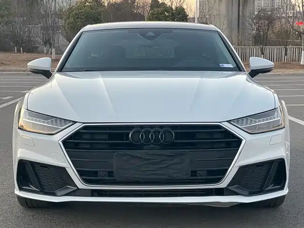 Audi A7 2023, фото 3