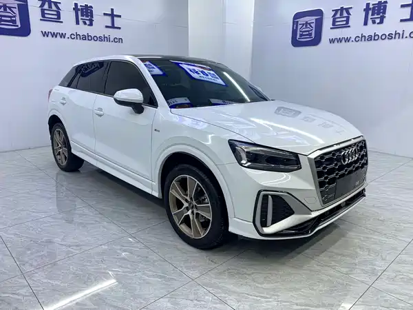 Audi Q2L 2022, фото 3