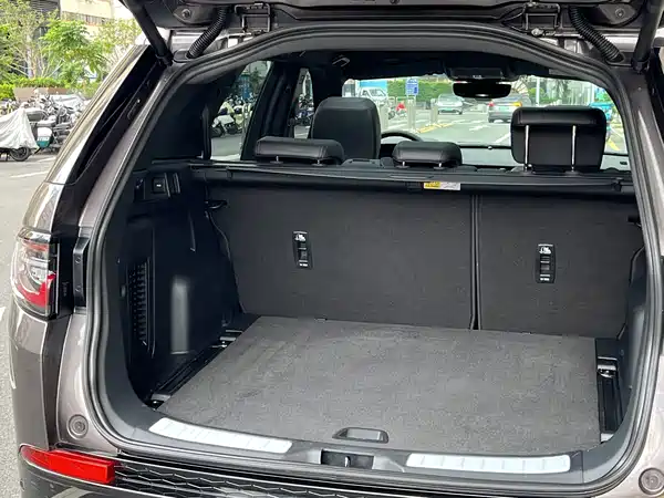 Land Rover Discovery Sport 2023, фото 20